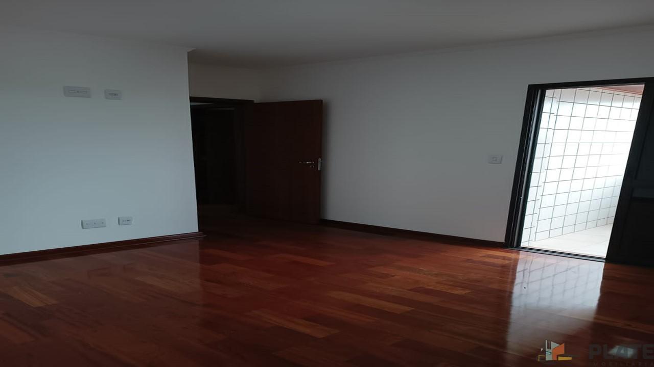 Apartamento à venda com 3 quartos, 182m² - Foto 9