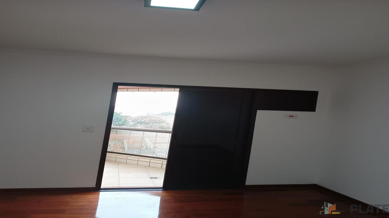 Apartamento à venda com 3 quartos, 182m² - Foto 19