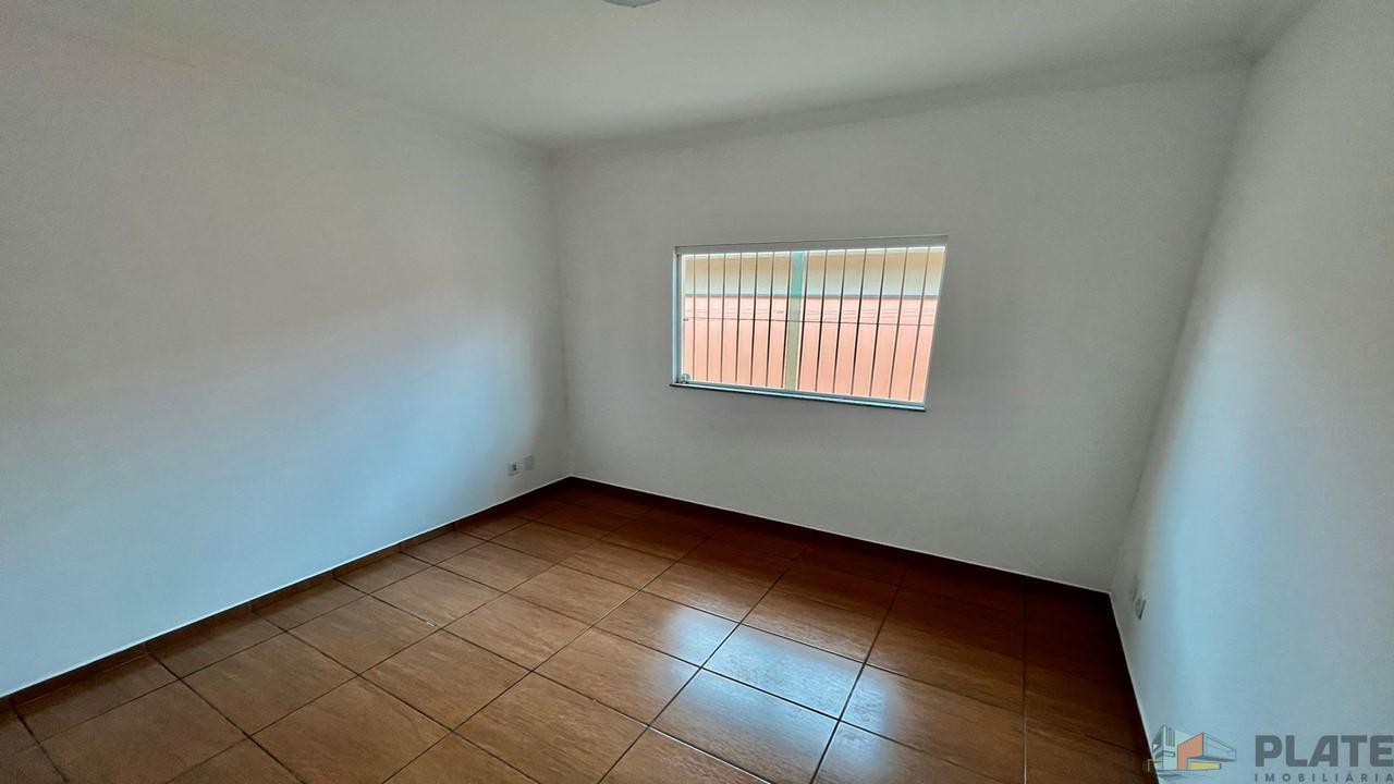 Casa à venda com 3 quartos, 150m² - Foto 12