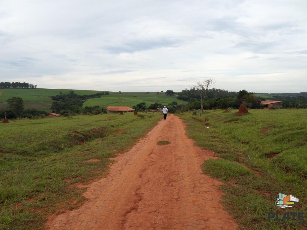 Terreno à venda, 1000m² - Foto 4