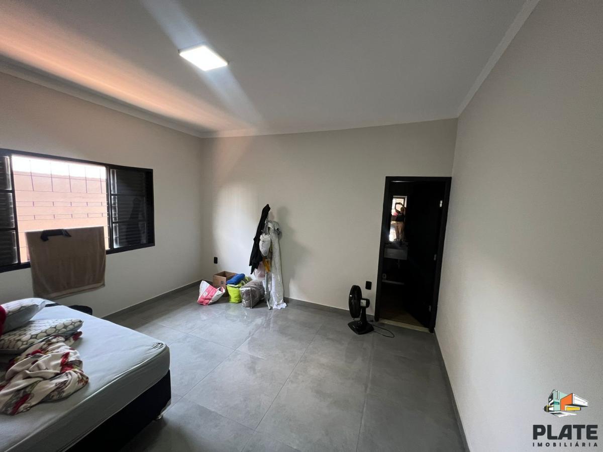 Casa à venda com 2 quartos, 150m² - Foto 10