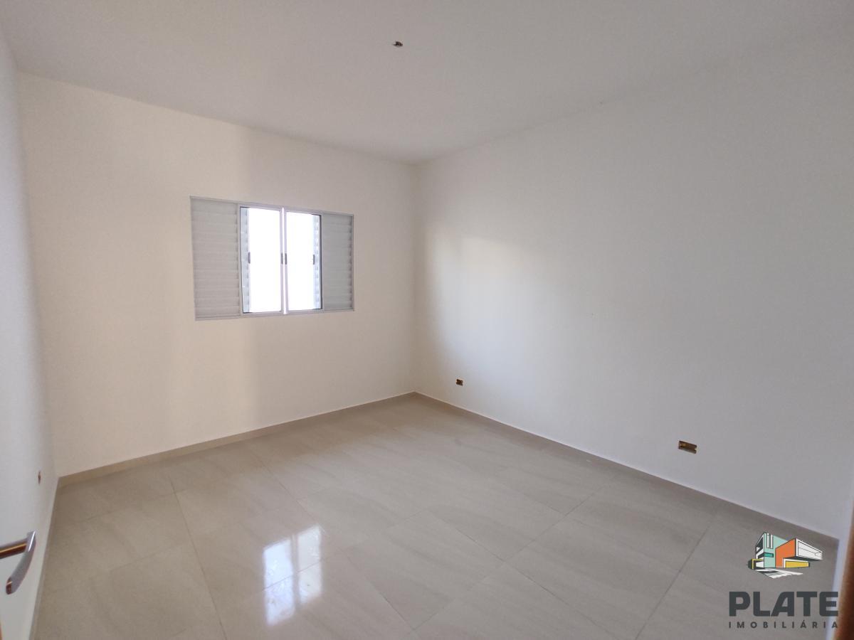 Casa à venda com 2 quartos, 125m² - Foto 7