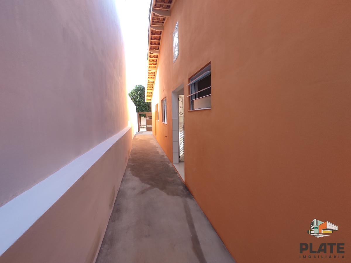 Casa à venda com 2 quartos, 125m² - Foto 12