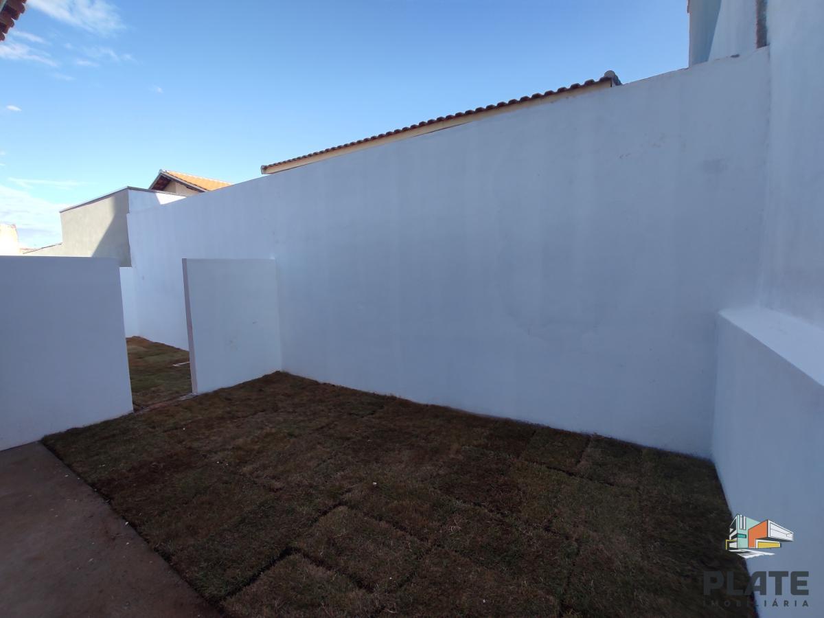 Casa à venda com 2 quartos, 125m² - Foto 13