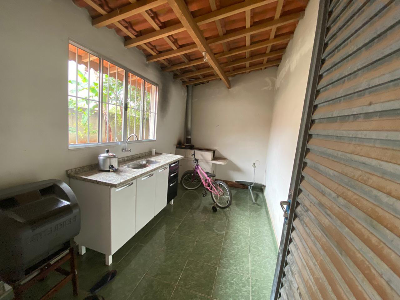 Casa à venda com 1 quarto, 250m² - Foto 5