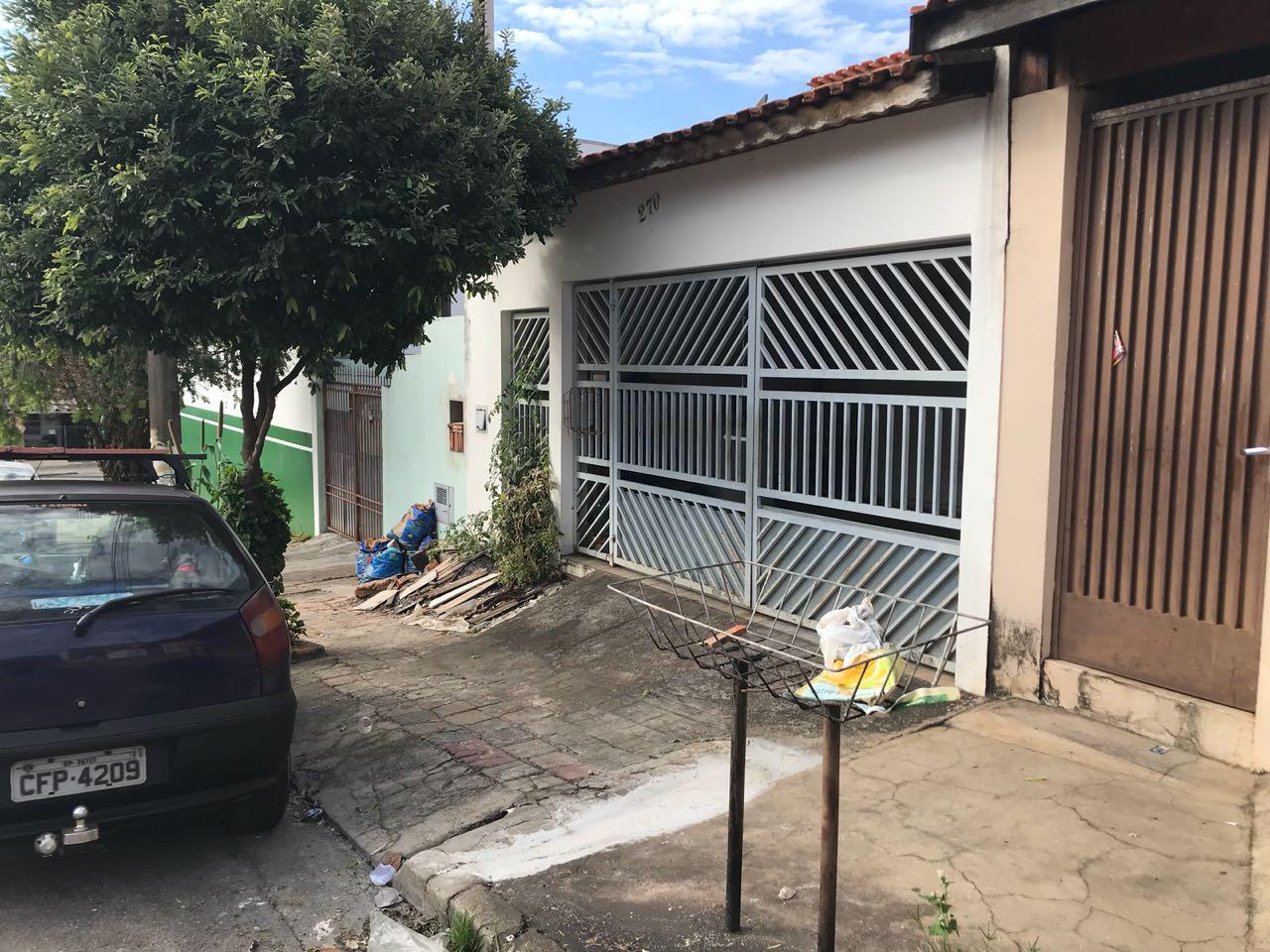 Casa à venda com 2 quartos, 5m² - Foto 2