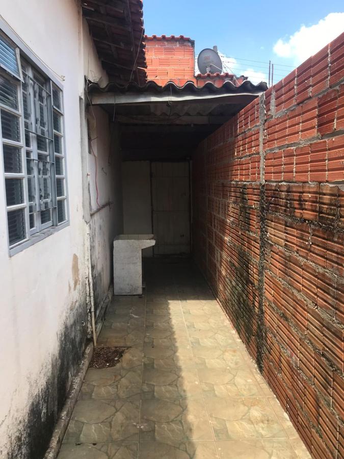 Casa à venda com 2 quartos, 5m² - Foto 13