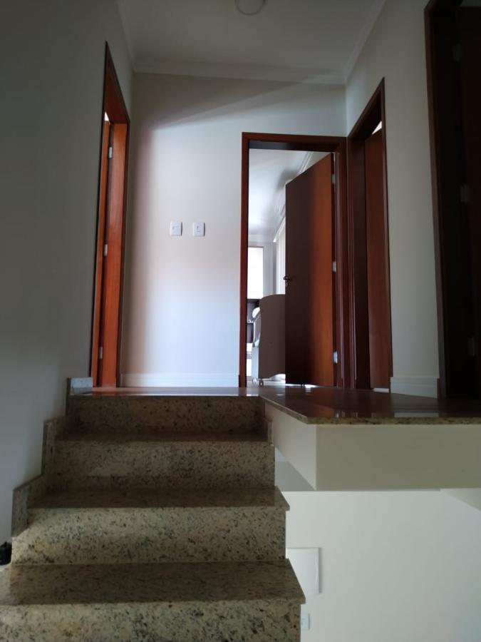 Casa à venda com 2 quartos, 195m² - Foto 8