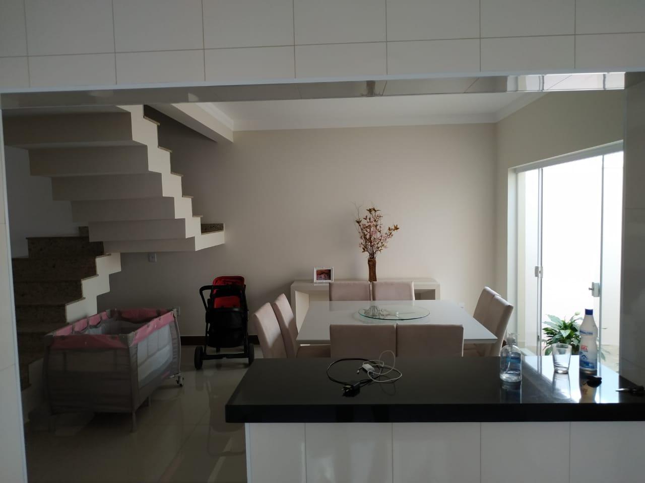 Casa à venda com 2 quartos, 195m² - Foto 12