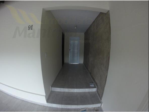 Casa à venda com 3 quartos, 150m² - Foto 2