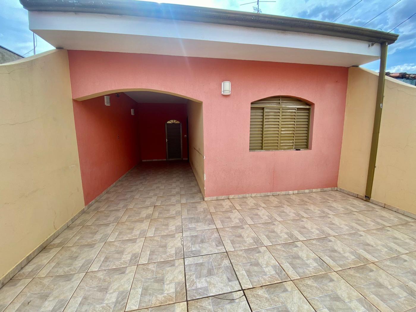 Casa à venda com 2 quartos, 210m² - Foto 3