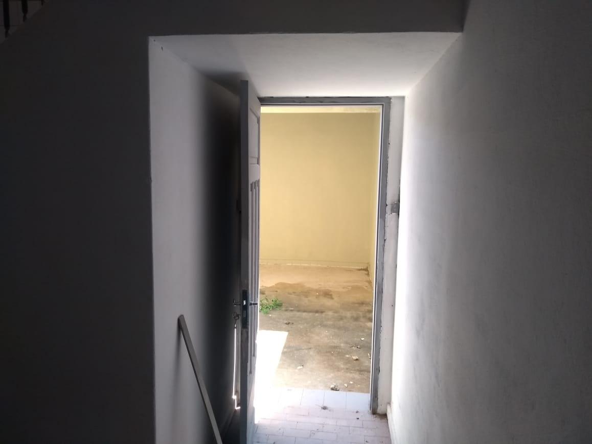 Prédio Inteiro à venda, 300m² - Foto 5