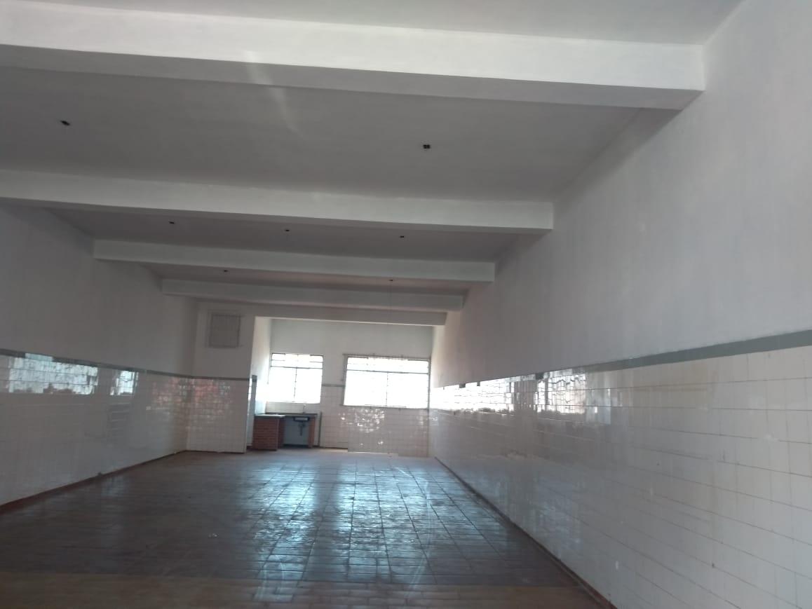 Prédio Inteiro à venda, 300m² - Foto 2