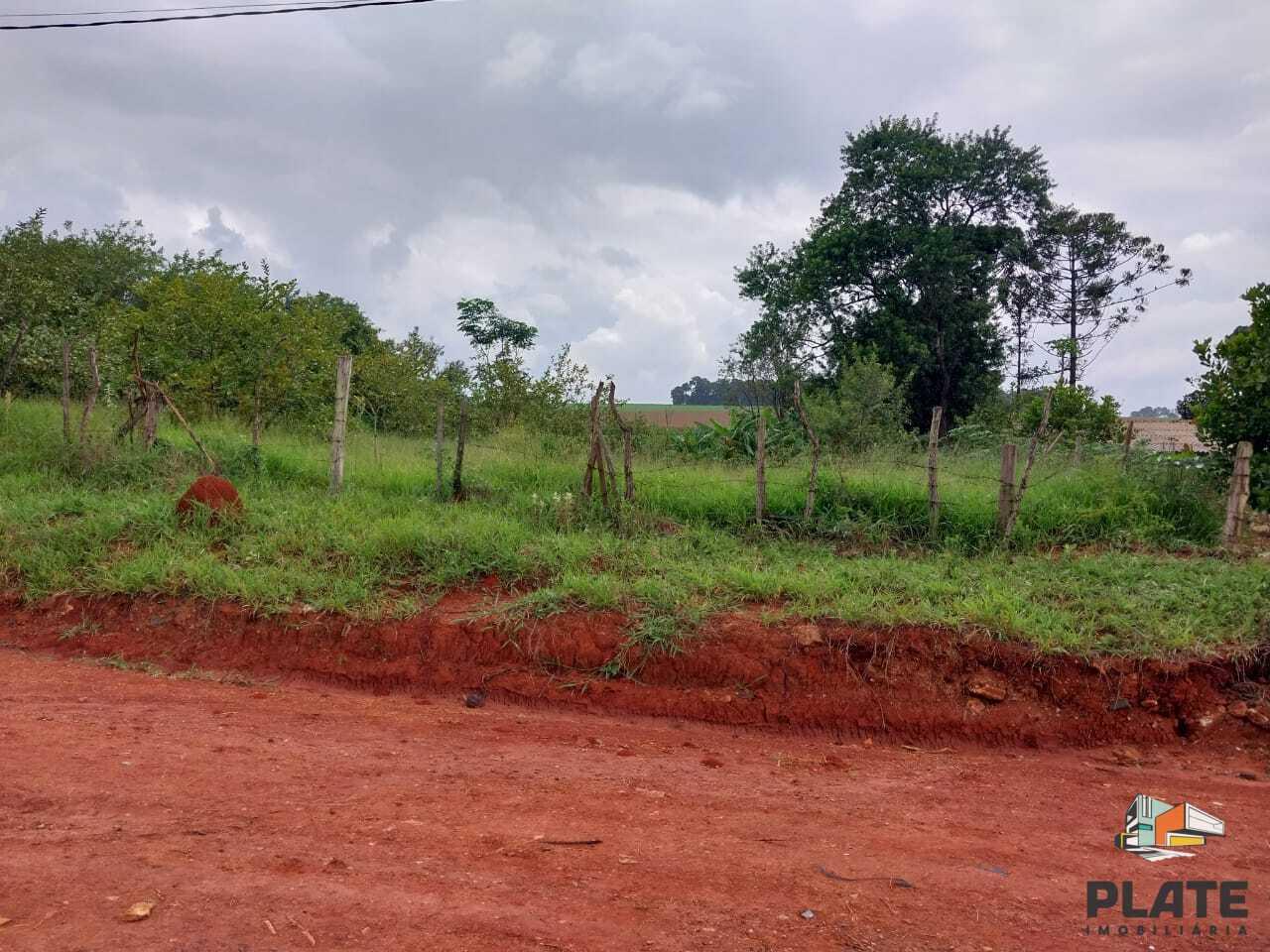 Terreno à venda, 1000m² - Foto 1