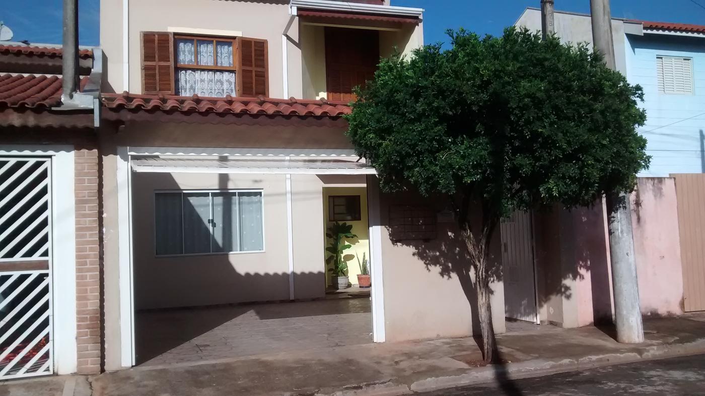 Casa à venda com 2 quartos, 150m² - Foto 3