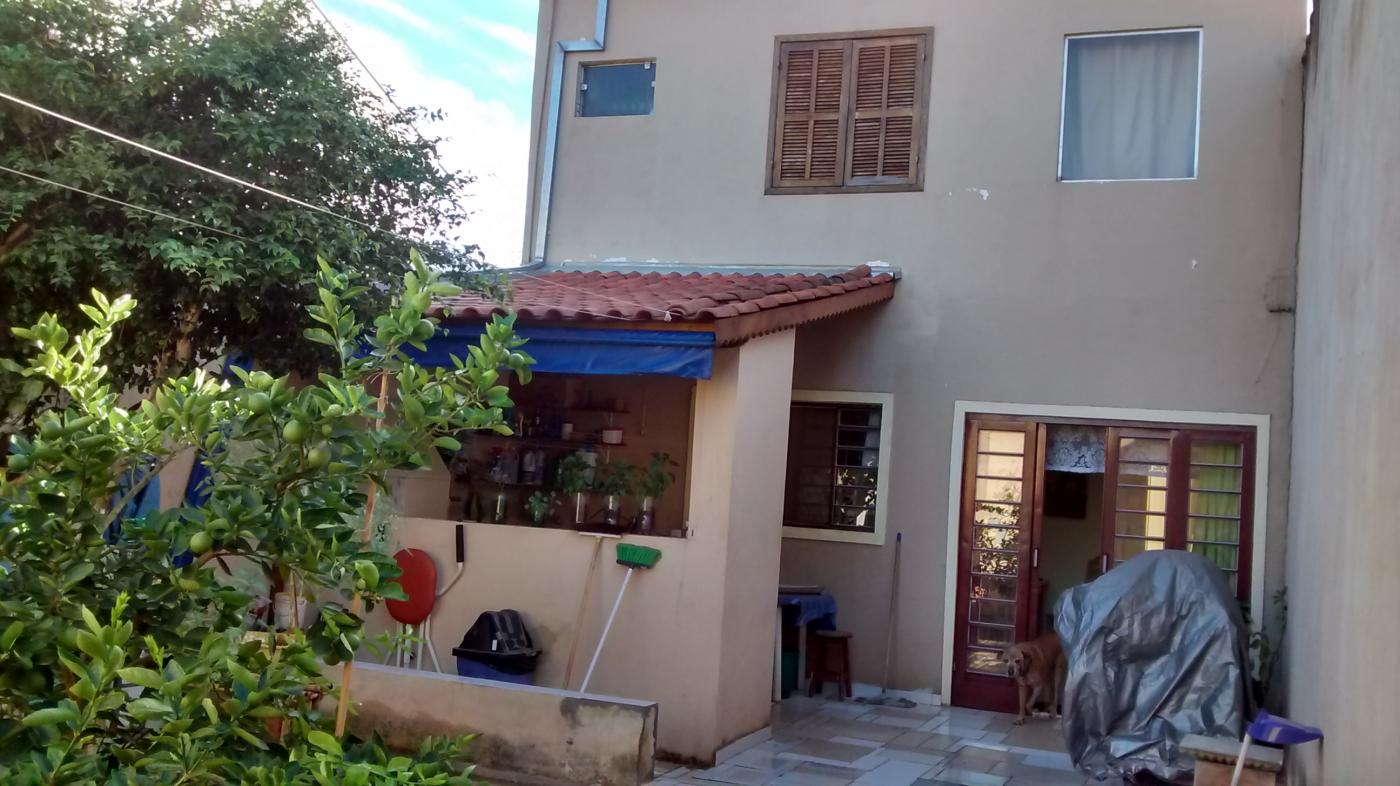 Casa à venda com 2 quartos, 150m² - Foto 12