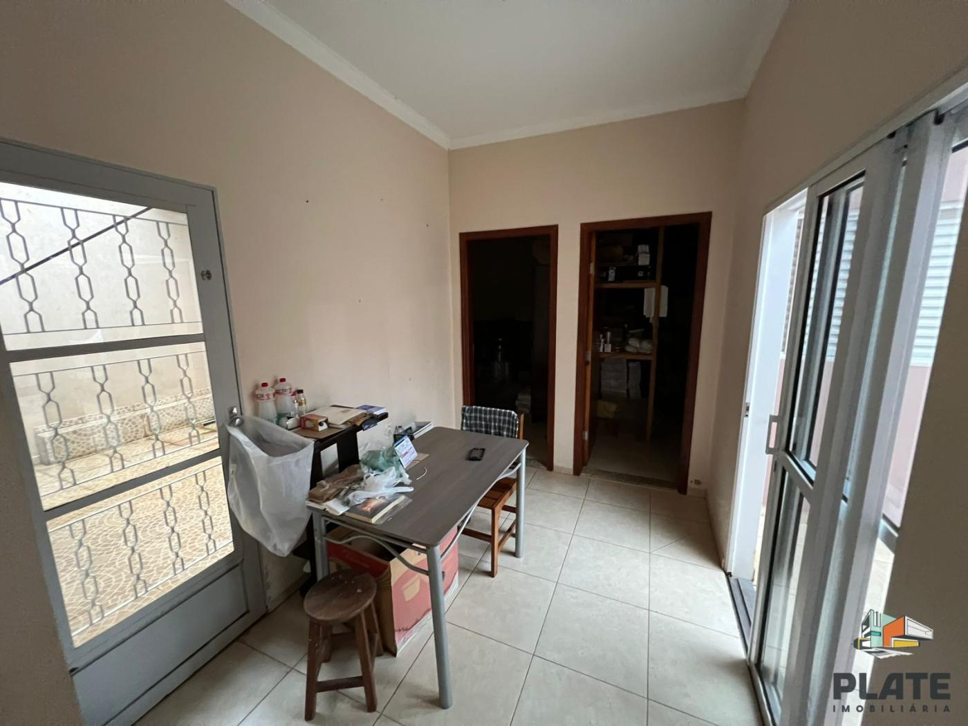 Casa à venda com 4 quartos, 280m² - Foto 9