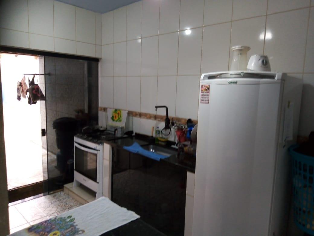 Casa à venda com 3 quartos, 120m² - Foto 12