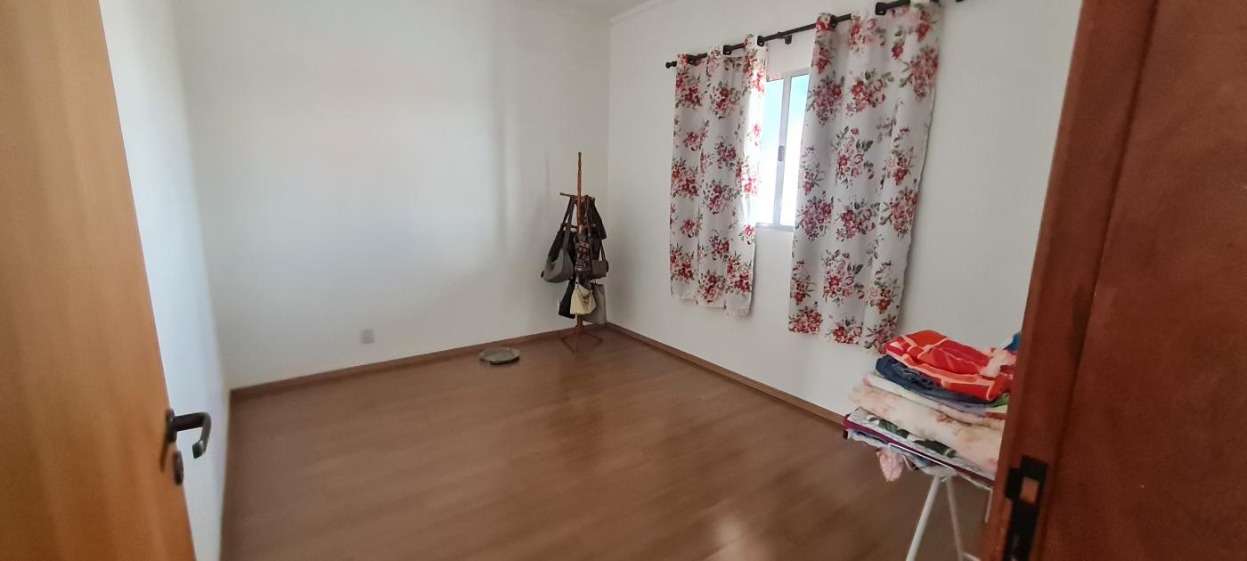 Casa à venda com 2 quartos, 360m² - Foto 13