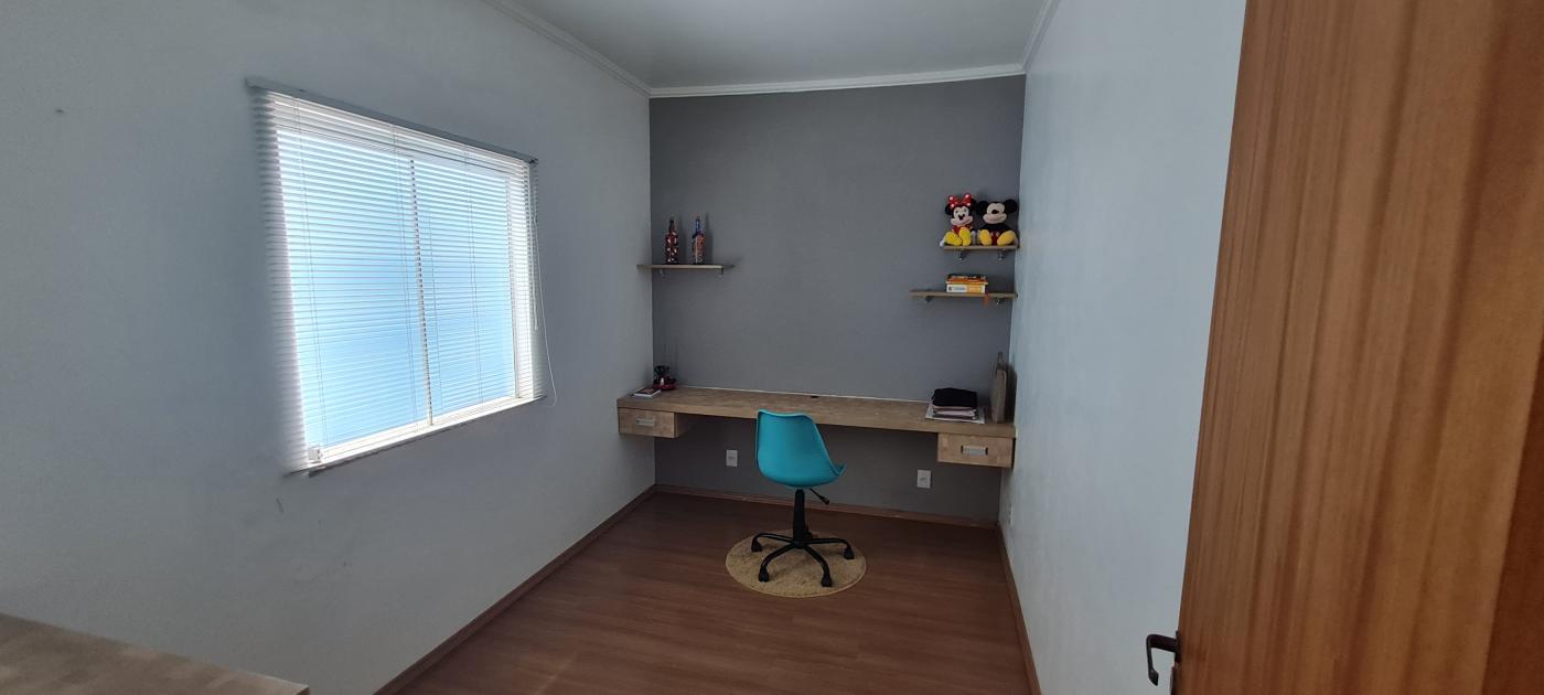 Casa à venda com 2 quartos, 360m² - Foto 15