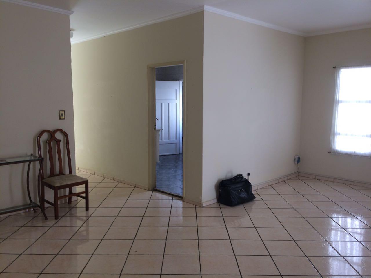 Casa à venda com 3 quartos, 300m² - Foto 9