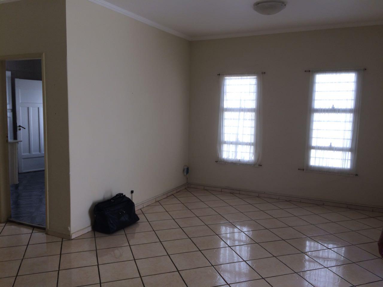 Casa à venda com 3 quartos, 300m² - Foto 11