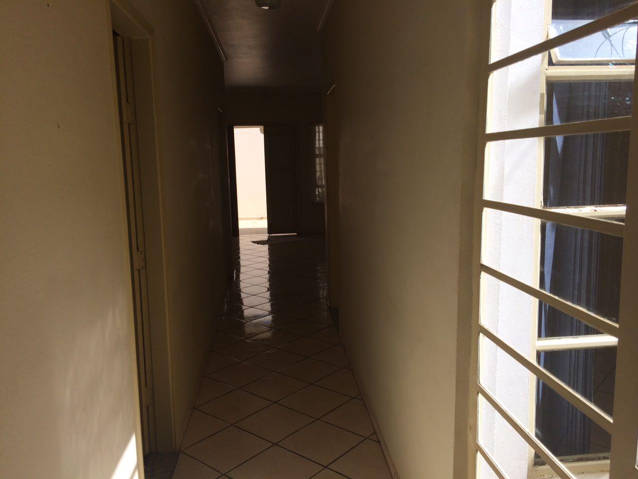 Casa à venda com 3 quartos, 300m² - Foto 22