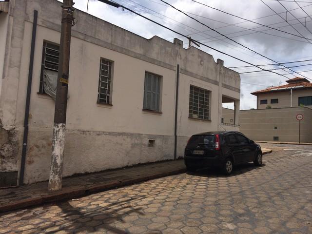 Prédio Inteiro à venda, 240m² - Foto 2