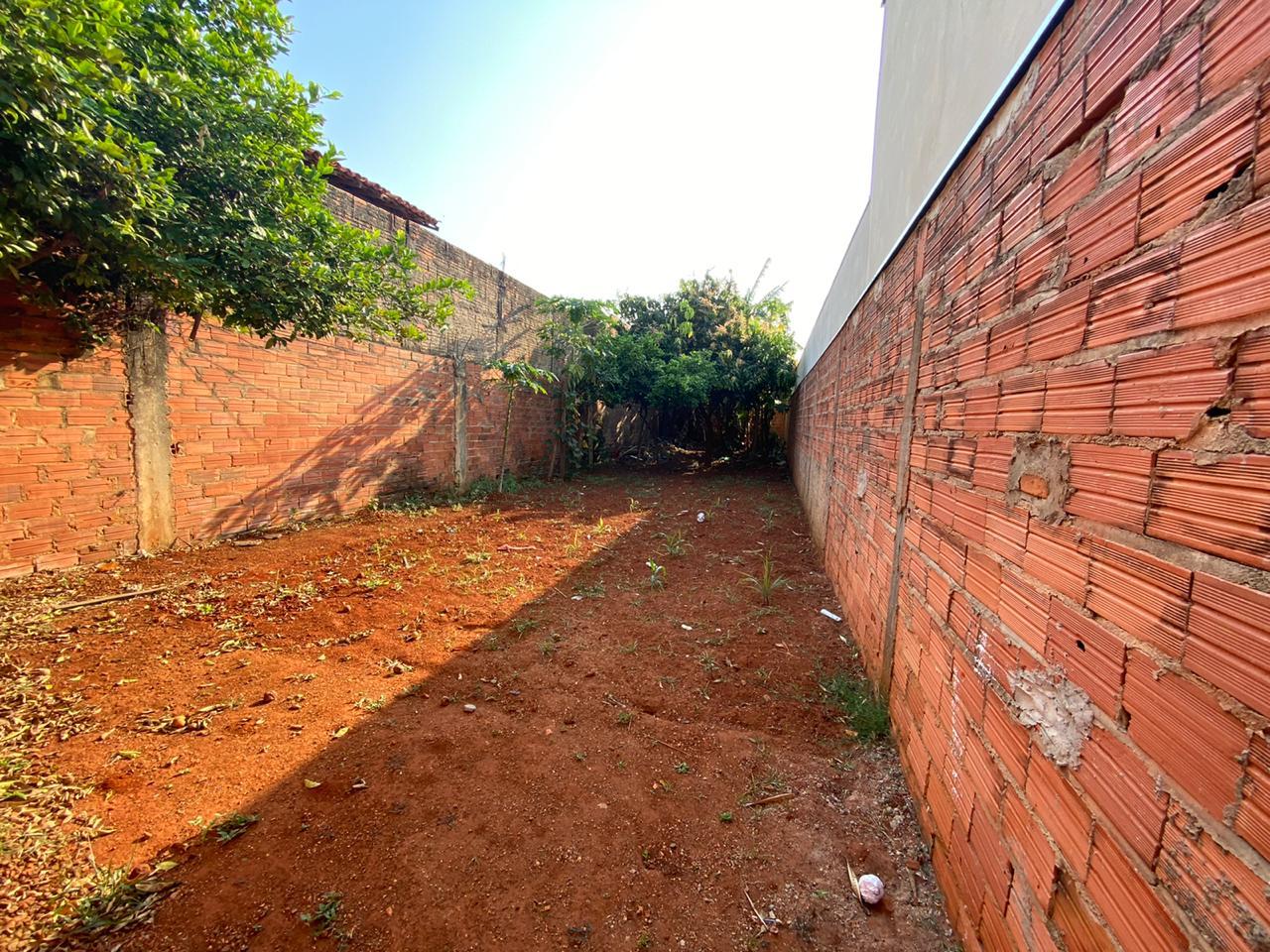 Terreno à venda, 150m² - Foto 2