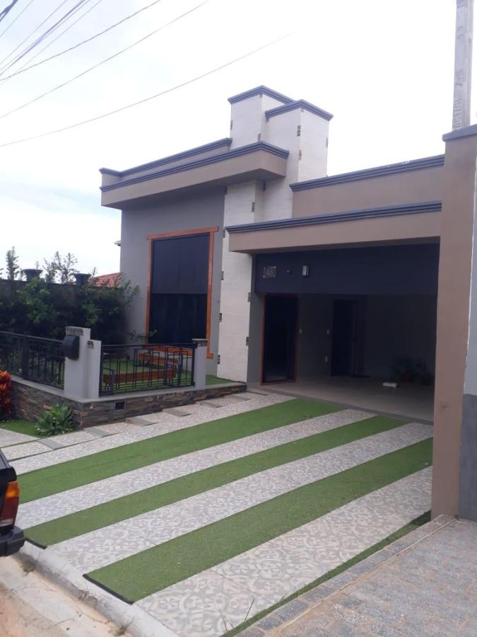 Casa de Condomínio à venda, 300m² - Foto 1