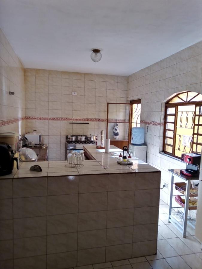 Casa à venda com 4 quartos, 341m² - Foto 15