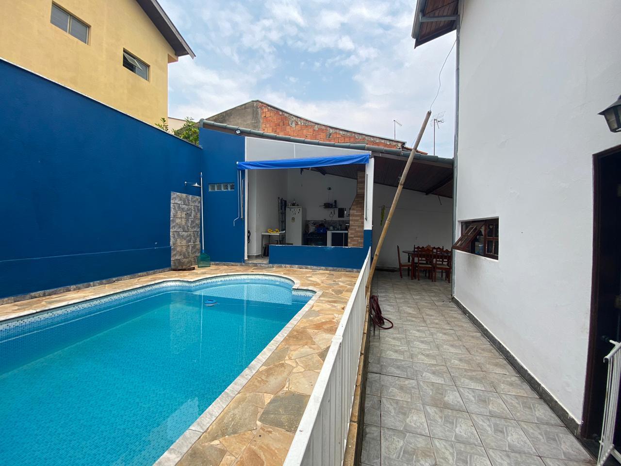 Casa à venda com 4 quartos, 300m² - Foto 9