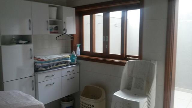 Casa à venda com 2 quartos, 300m² - Foto 18