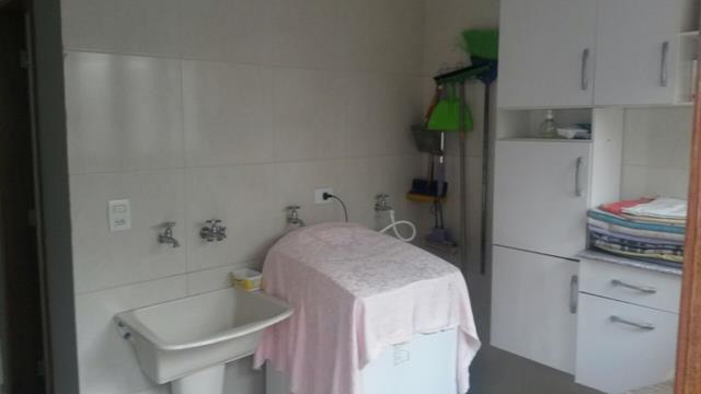 Casa à venda com 2 quartos, 300m² - Foto 17