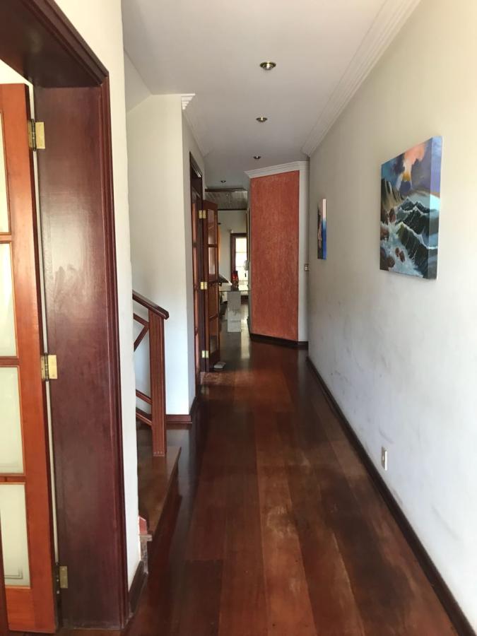 Casa à venda com 4 quartos, 300m² - Foto 3