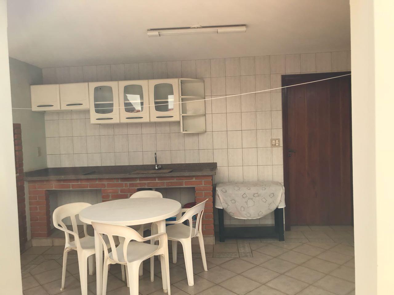 Casa à venda com 4 quartos, 300m² - Foto 28