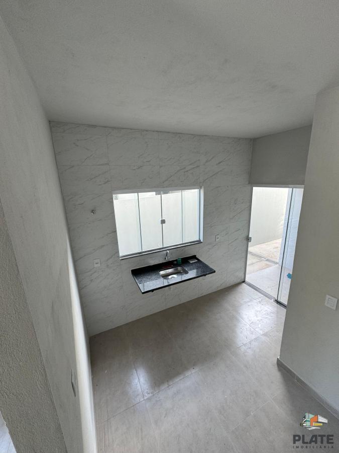 Casa à venda, 70m² - Foto 4