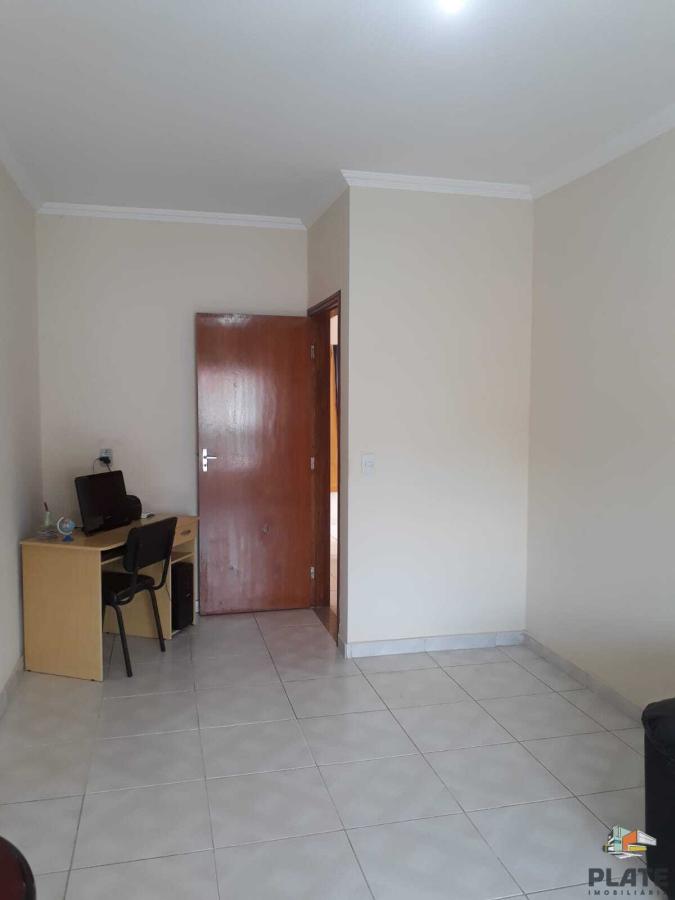 Casa à venda, 240m² - Foto 20