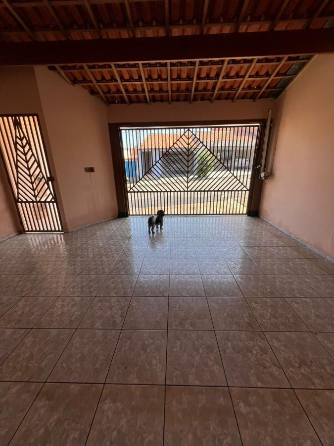 Casa à venda com 3 quartos, 150m² - Foto 3