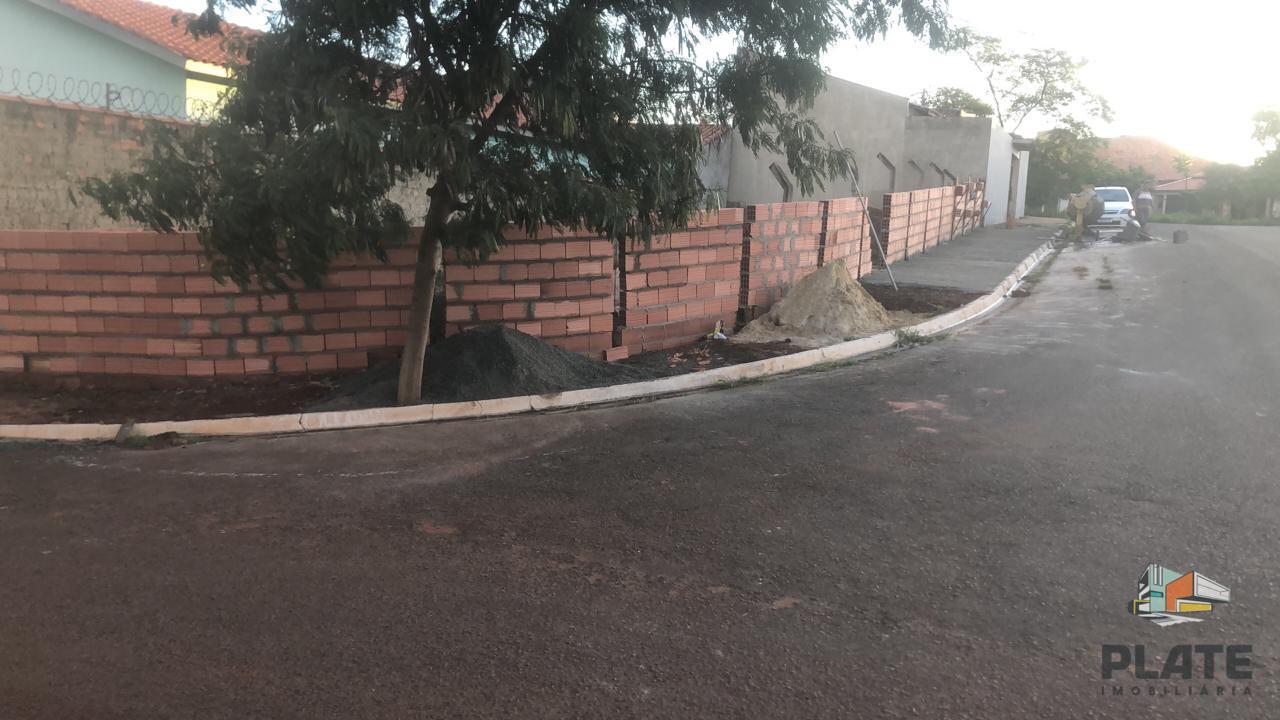 Terreno à venda, 150m² - Foto 1